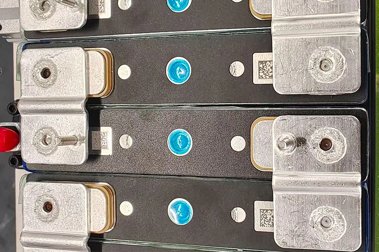 Battery welding machine application